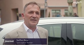 Dr. Steffen Riess vom Autohaus Riess im Interview zu just explore Bodensee in Überlingen