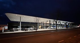 Autohaus Riess Neueröffnung Servicelobby und Neuwagen ShowroomRavensburg